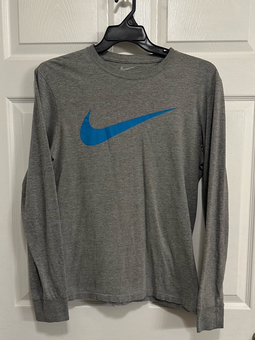 Nike Long Sleeve Heather Gray Athletic Tee with Blue Swoosh